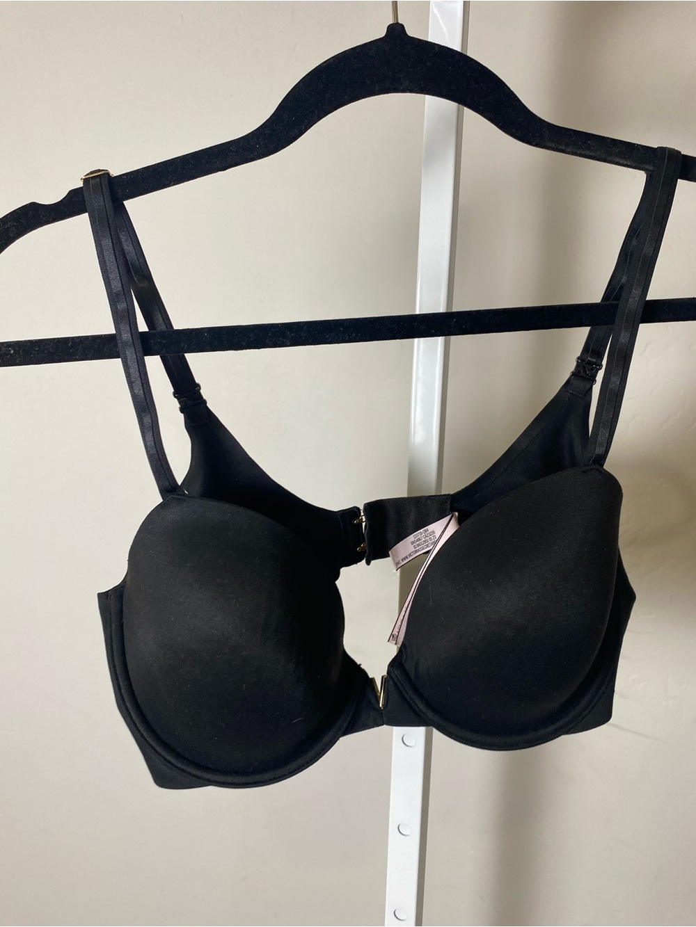 Victoria's Secret Black Front-Closure Push-Up Bra